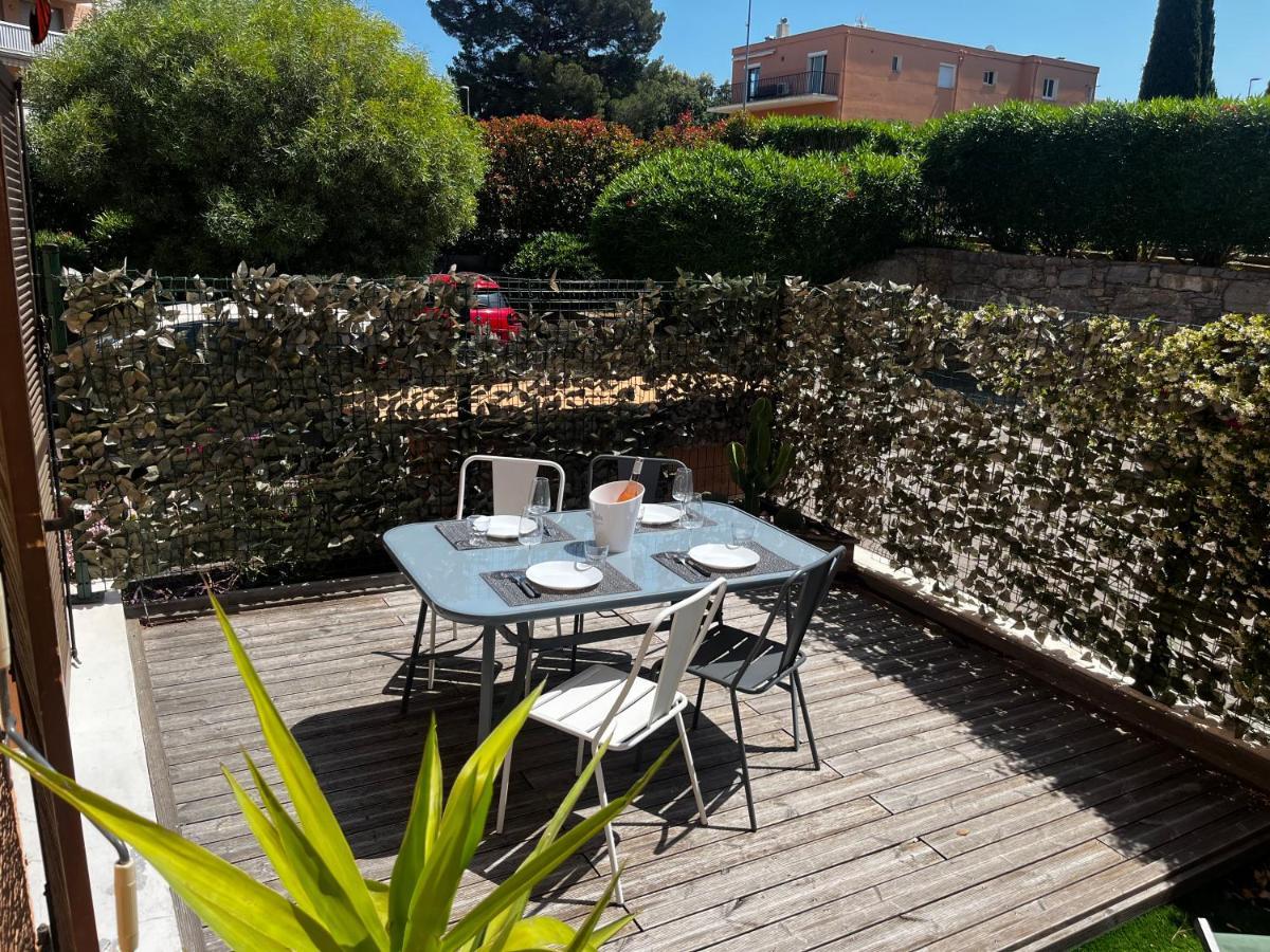 Joli Studio Ensolleille Cavalaire-sur-Mer Exterior foto