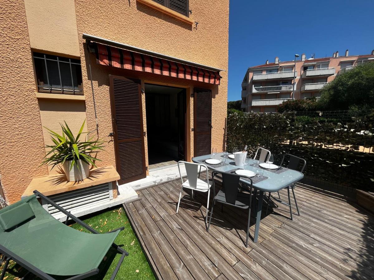 Joli Studio Ensolleille Cavalaire-sur-Mer Exterior foto